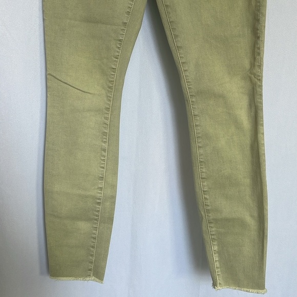 Mother High Waisted Hi Rise Looker Ankle Fray Denim Jeans Size 28 in Army Green - Picture 4 of 15